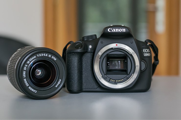 Canon EOS 1200D (3).jpg